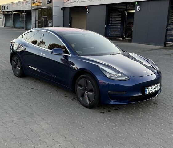 Синій Тесла Модель 3, об'ємом двигуна 0 л та пробігом 101 тис. км за 14959 $, фото 1 на Automoto.ua