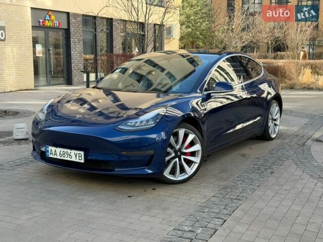 Синий Тесла Модель 3, объемом двигателя 0 л и пробегом 115 тыс. км за 18999 $, фото 1 на Automoto.ua