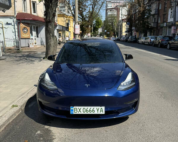 Синий Тесла Модель 3, объемом двигателя 0 л и пробегом 125 тыс. км за 16500 $, фото 1 на Automoto.ua