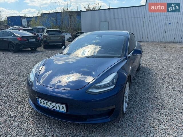 Синий Тесла Модель 3, объемом двигателя 0 л и пробегом 175 тыс. км за 15000 $, фото 1 на Automoto.ua