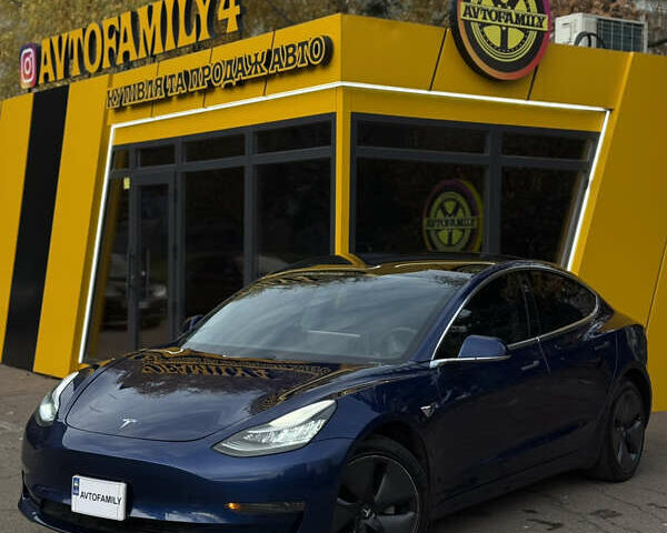 Синій Тесла Модель 3, об'ємом двигуна 0 л та пробігом 111 тис. км за 15000 $, фото 1 на Automoto.ua