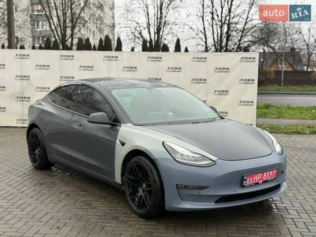 Синій Тесла Модель 3, об'ємом двигуна 0 л та пробігом 129 тис. км за 11700 $, фото 1 на Automoto.ua