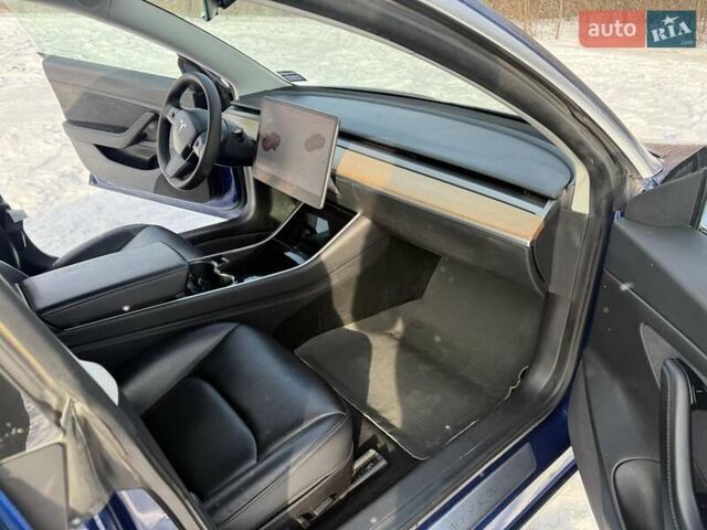 Синий Тесла Модель 3, объемом двигателя 0 л и пробегом 83 тыс. км за 16000 $, фото 1 на Automoto.ua