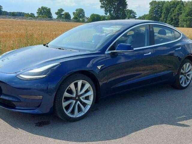Синий Тесла Модель 3, объемом двигателя 0 л и пробегом 102 тыс. км за 12400 $, фото 1 на Automoto.ua