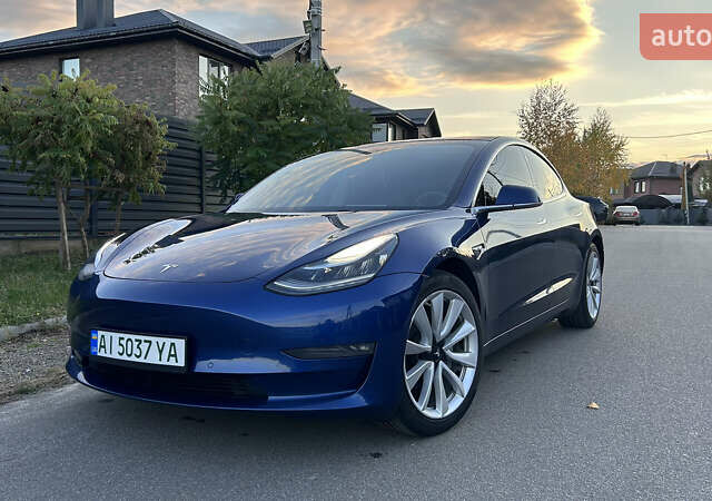 Синий Тесла Модель 3, объемом двигателя 0 л и пробегом 190 тыс. км за 17700 $, фото 1 на Automoto.ua