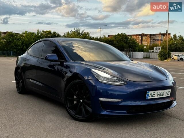 Синій Тесла Модель 3, об'ємом двигуна 0 л та пробігом 120 тис. км за 17000 $, фото 1 на Automoto.ua