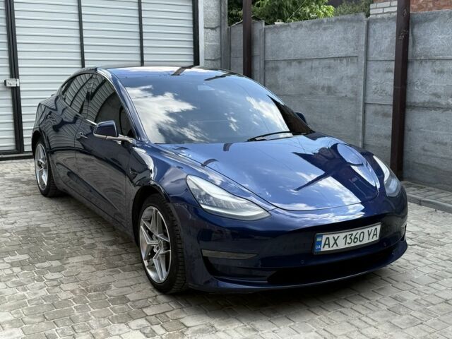 Синій Тесла Модель 3, об'ємом двигуна 0 л та пробігом 85 тис. км за 15500 $, фото 1 на Automoto.ua