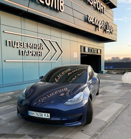 Синий Тесла Модель 3, объемом двигателя 0 л и пробегом 103 тыс. км за 19300 $, фото 1 на Automoto.ua