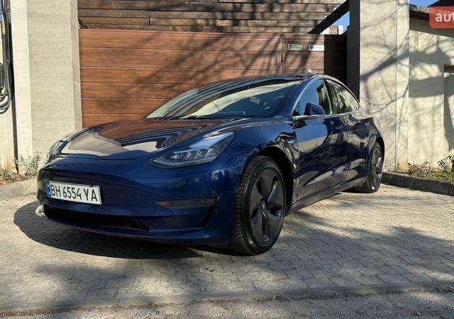 Синій Тесла Модель 3, об'ємом двигуна 0 л та пробігом 110 тис. км за 17000 $, фото 1 на Automoto.ua