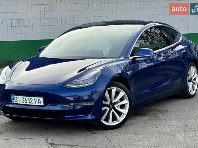 Синий Тесла Модель 3, объемом двигателя 0 л и пробегом 115 тыс. км за 14800 $, фото 1 на Automoto.ua