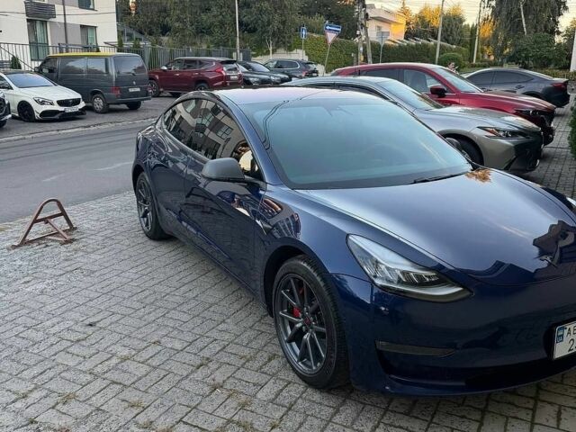 Синий Тесла Модель 3, объемом двигателя 0 л и пробегом 130 тыс. км за 16000 $, фото 1 на Automoto.ua