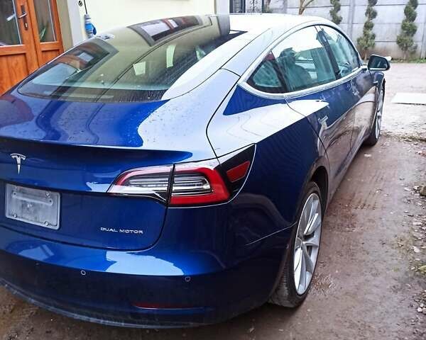 Синий Тесла Модель 3, объемом двигателя 0 л и пробегом 181 тыс. км за 11900 $, фото 1 на Automoto.ua