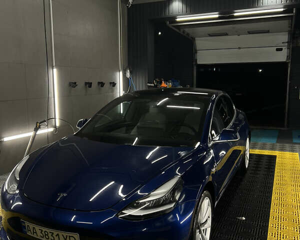 Синий Тесла Модель 3, объемом двигателя 0 л и пробегом 204 тыс. км за 15500 $, фото 1 на Automoto.ua