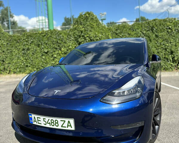 Синій Тесла Модель 3, об'ємом двигуна 0 л та пробігом 57 тис. км за 33000 $, фото 1 на Automoto.ua