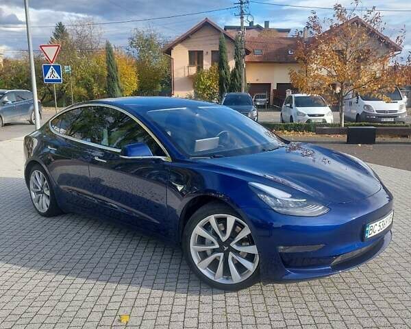 Тесла Модель 3 2020 у Львові на Automoto.ua Синій Тесла Модель 3, об'ємом двигуна 0 л та пробігом 95 тис. км за 17800 $, фото 1 на Automoto.ua