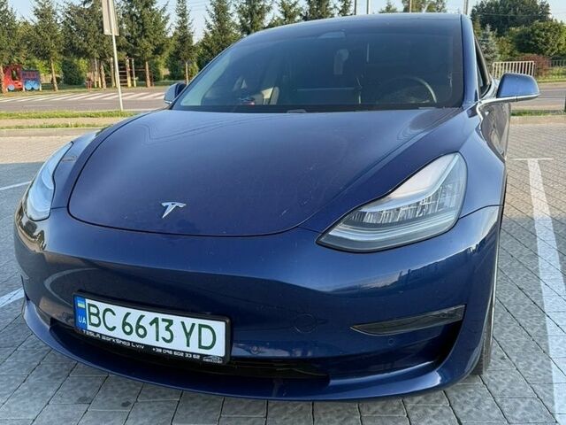 Синій Тесла Модель 3, об'ємом двигуна 0 л та пробігом 28 тис. км за 17900 $, фото 1 на Automoto.ua