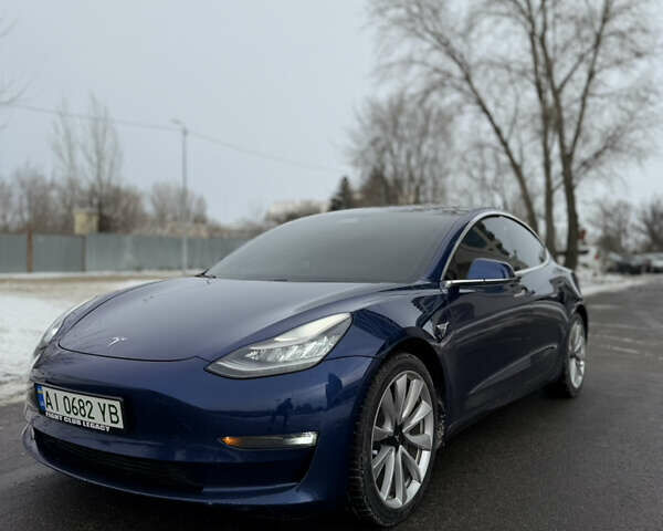 Синій Тесла Модель 3, об'ємом двигуна 0 л та пробігом 141 тис. км за 18500 $, фото 1 на Automoto.ua