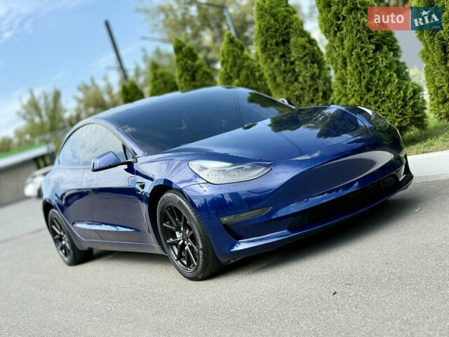 Тесла Модель 3 2020 в Харькове на Automoto.ua Синий Тесла Модель 3, объемом двигателя 0 л и пробегом 84 тыс. км за 20500 $, фото 1 на Automoto.ua