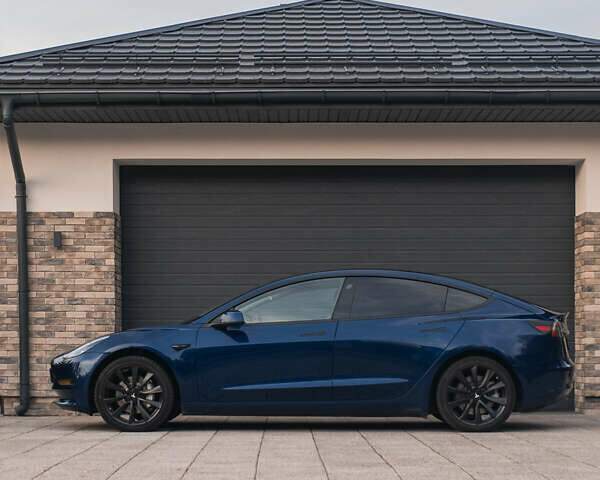 Синий Тесла Модель 3, объемом двигателя 0 л и пробегом 39 тыс. км за 20500 $, фото 1 на Automoto.ua