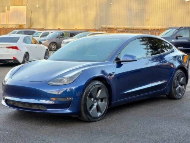 Синій Тесла Модель 3, об'ємом двигуна 0 л та пробігом 13 тис. км за 13000 $, фото 1 на Automoto.ua