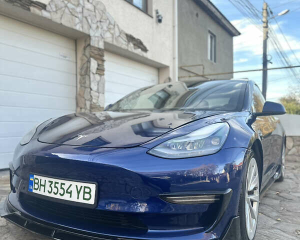 Тесла Модель 3 2021 в Одессе на Automoto.ua Синий Тесла Модель 3, объемом двигателя 0 л и пробегом 101 тыс. км за 19500 $, фото 1 на Automoto.ua