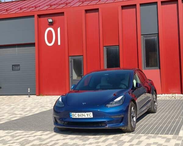 Синий Тесла Модель 3, объемом двигателя 0 л и пробегом 82 тыс. км за 20999 $, фото 1 на Automoto.ua