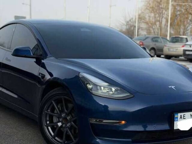 Синий Тесла Модель 3, объемом двигателя 0 л и пробегом 107 тыс. км за 14500 $, фото 1 на Automoto.ua