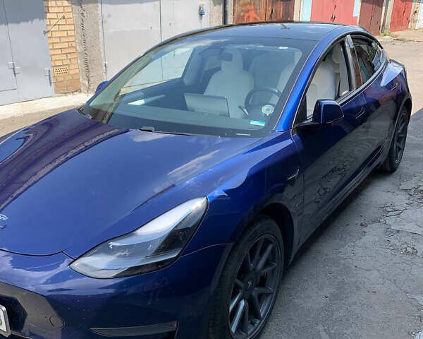 Синий Тесла Модель 3, объемом двигателя 0 л и пробегом 182 тыс. км за 16200 $, фото 1 на Automoto.ua