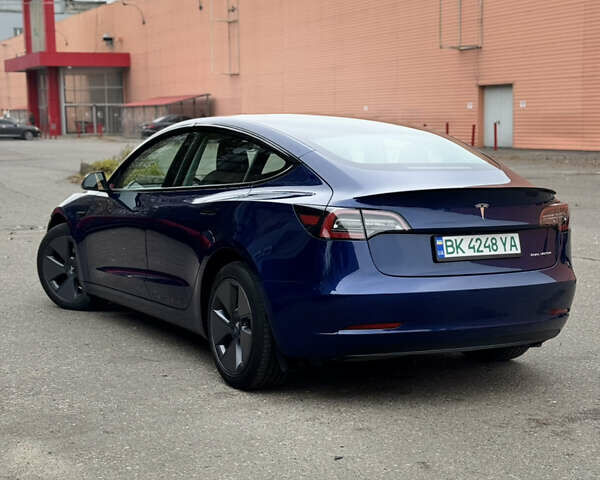 Тесла Модель 3 2022 у Києві на Automoto.ua Синій Тесла Модель 3, об'ємом двигуна 0 л та пробігом 70 тис. км за 21500 $, фото 1 на Automoto.ua