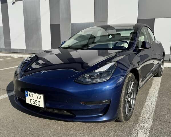 Синий Тесла Модель 3, объемом двигателя 0 л и пробегом 96 тыс. км за 22999 $, фото 1 на Automoto.ua