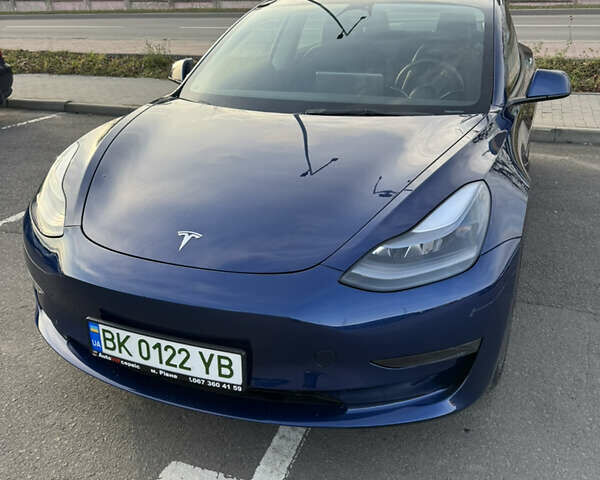 Синій Тесла Модель 3, об'ємом двигуна 0 л та пробігом 40 тис. км за 25000 $, фото 1 на Automoto.ua