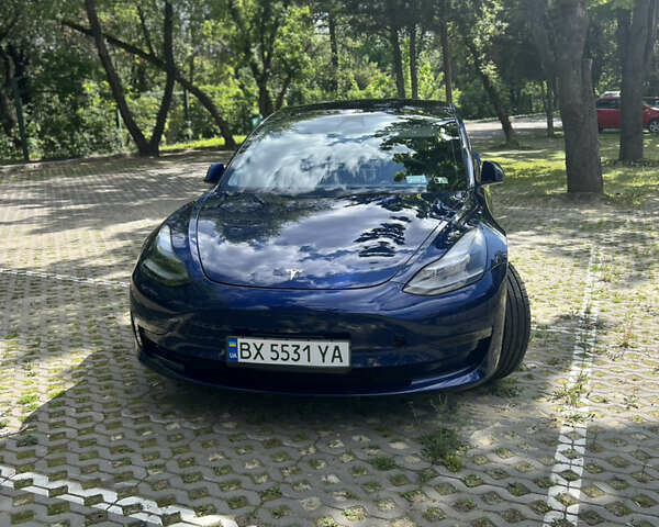 Синий Тесла Модель 3, объемом двигателя 0 л и пробегом 114 тыс. км за 16500 $, фото 1 на Automoto.ua