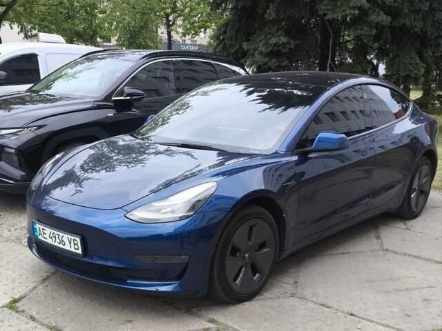 Синий Тесла Модель 3, объемом двигателя 0 л и пробегом 119 тыс. км за 20300 $, фото 1 на Automoto.ua