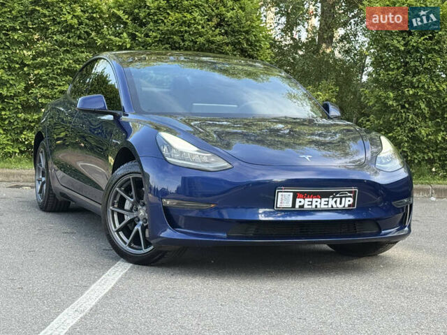 Синий Тесла Модель 3, объемом двигателя 0 л и пробегом 96 тыс. км за 19999 $, фото 1 на Automoto.ua