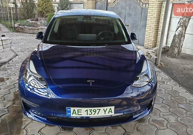 Синий Тесла Модель 3, объемом двигателя 0 л и пробегом 25 тыс. км за 21500 $, фото 1 на Automoto.ua