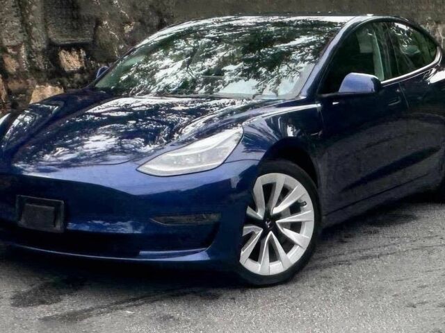 Синий Тесла Модель 3, объемом двигателя 0 л и пробегом 20 тыс. км за 9600 $, фото 1 на Automoto.ua