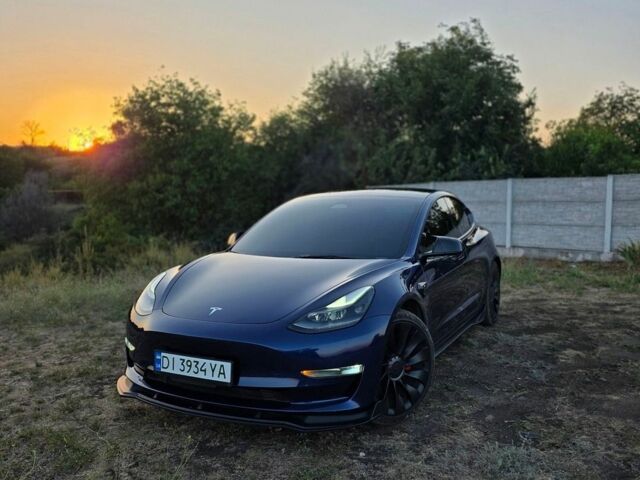 Синий Тесла Модель 3, объемом двигателя 0 л и пробегом 28 тыс. км за 24900 $, фото 1 на Automoto.ua