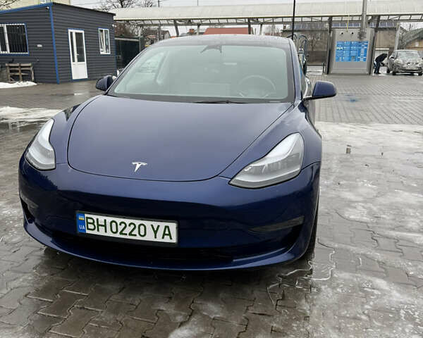 Синий Тесла Модель 3, объемом двигателя 0 л и пробегом 44 тыс. км за 25000 $, фото 1 на Automoto.ua