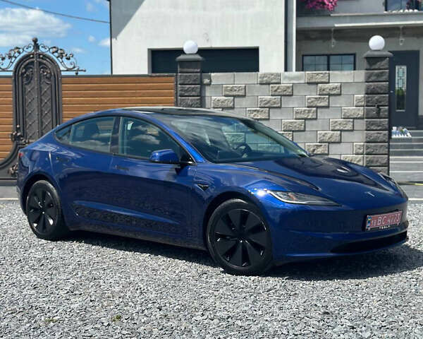 Синий Тесла Модель 3, объемом двигателя 0 л и пробегом 8 тыс. км за 24999 $, фото 1 на Automoto.ua