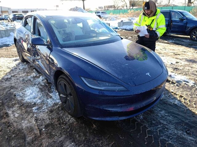 Синий Тесла Модель 3, объемом двигателя 0 л и пробегом 2 тыс. км за 23700 $, фото 1 на Automoto.ua