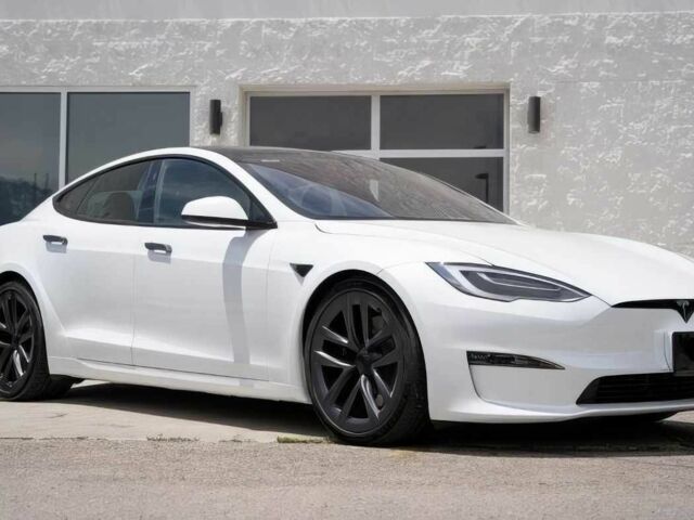Білий Тесла Модель С, об'ємом двигуна 0 л та пробігом 10 тис. км за 14500 $, фото 1 на Automoto.ua