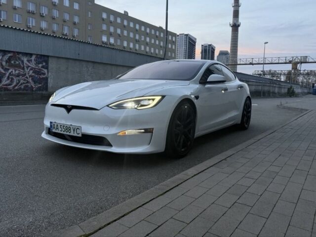 Белый Тесла Модель С, объемом двигателя 0 л и пробегом 53 тыс. км за 49999 $, фото 1 на Automoto.ua