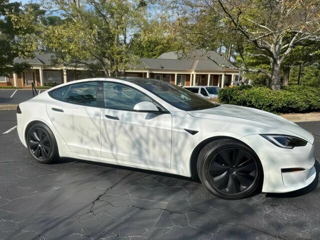 Белый Тесла Модель С, объемом двигателя 0 л и пробегом 23 тыс. км за 18500 $, фото 1 на Automoto.ua