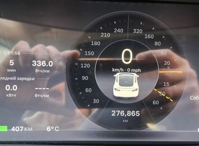Белый Тесла Модель С, объемом двигателя 0 л и пробегом 276 тыс. км за 12500 $, фото 1 на Automoto.ua