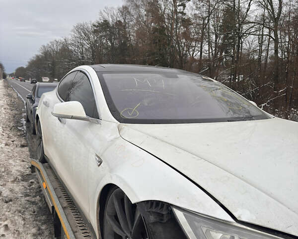 Білий Тесла Модель С, об'ємом двигуна 0 л та пробігом 190 тис. км за 7500 $, фото 1 на Automoto.ua