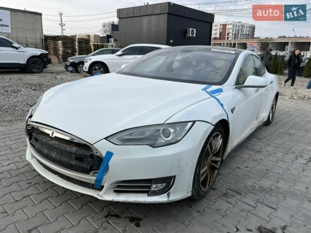 Білий Тесла Модель С, об'ємом двигуна 0 л та пробігом 266 тис. км за 8900 $, фото 1 на Automoto.ua