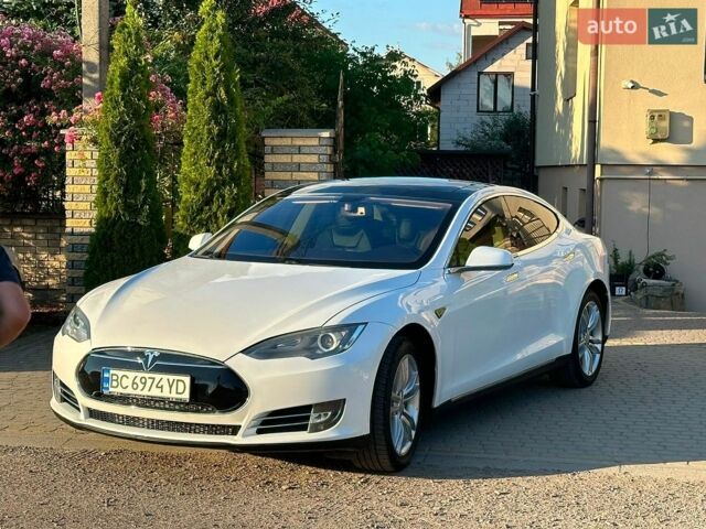 Білий Тесла Модель С, об'ємом двигуна 0 л та пробігом 189 тис. км за 11900 $, фото 1 на Automoto.ua