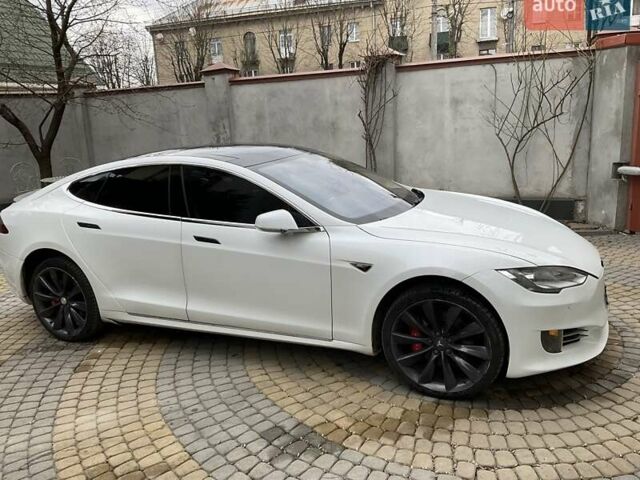 Білий Тесла Модель С, об'ємом двигуна 0 л та пробігом 199 тис. км за 12900 $, фото 1 на Automoto.ua
