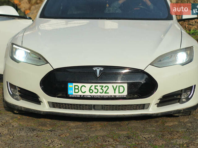 Белый Тесла Модель С, объемом двигателя 0 л и пробегом 279 тыс. км за 14800 $, фото 1 на Automoto.ua