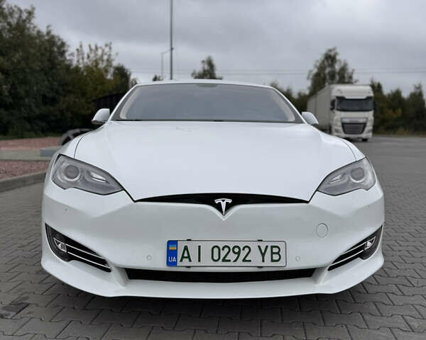 Білий Тесла Модель С, об'ємом двигуна 0 л та пробігом 115 тис. км за 14200 $, фото 1 на Automoto.ua